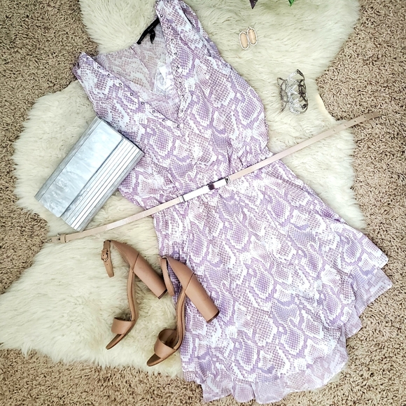 WHBM Embellished Neck Soft Blouson Dress Snake-00P - Picture 8 of 9